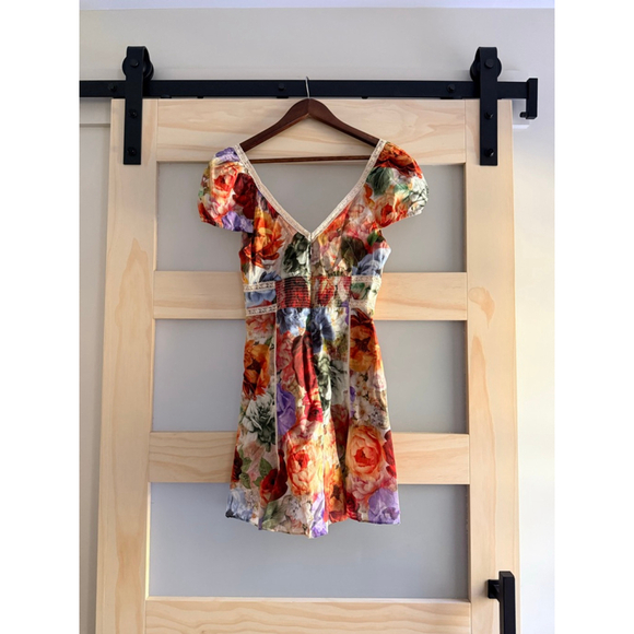 Alice + Olivia Floral Lace Trim Puff Sleeve Mini Dress NWT Size 6 - Picture 12 of 12